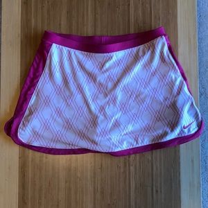 Patterned Nike Kids Tennis Skirt- Size M (EUC)